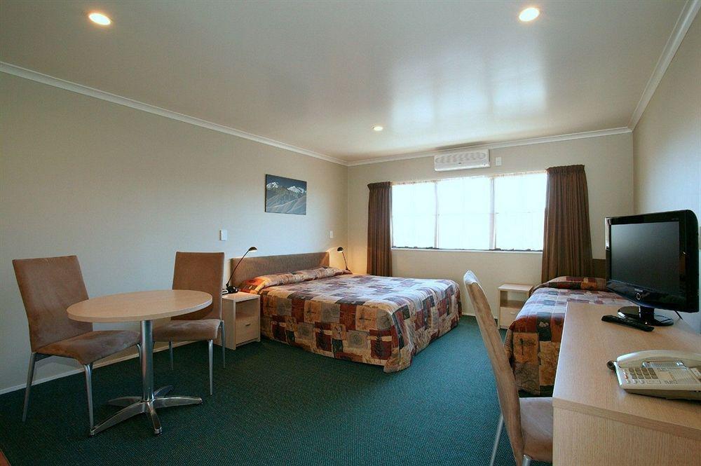 Anglesea Motel And Conference Centre Hamilton Exterior photo