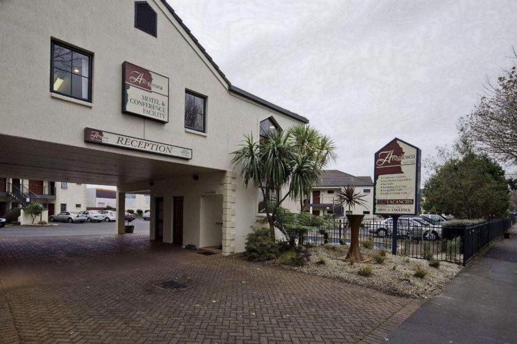 Anglesea Motel And Conference Centre Hamilton Exterior photo