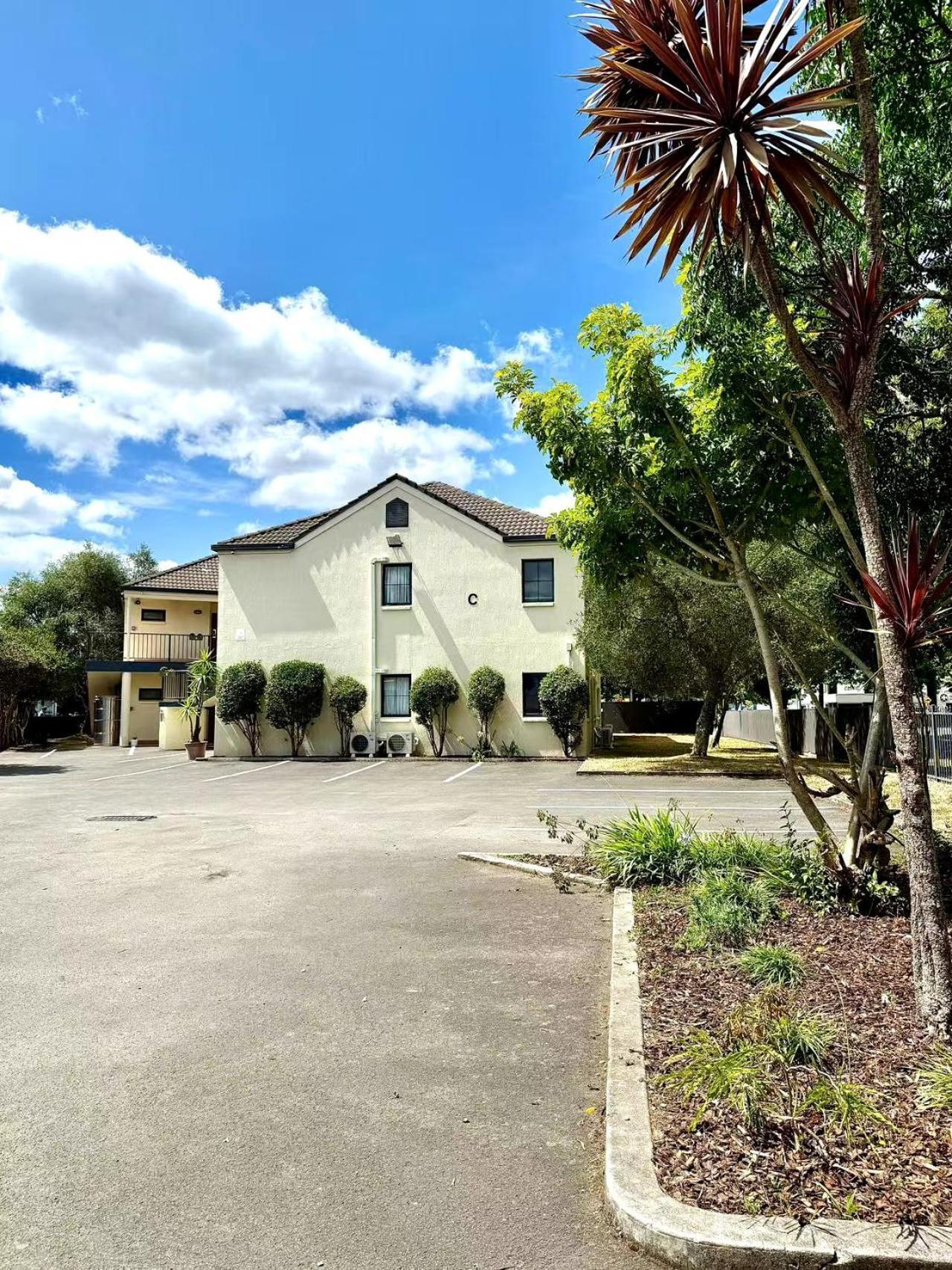 Anglesea Motel And Conference Centre Hamilton Exterior photo